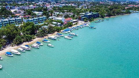 Бухта Чалонг на Пхукете